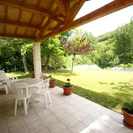 Holiday home Barnas *